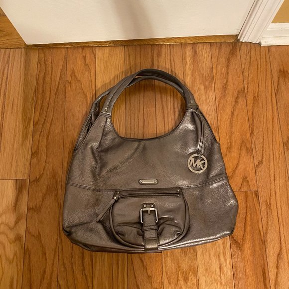 Michael Kors Large Metallic Hobo Shoulder Bag - Picture 1 of 9